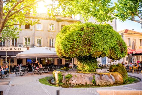 De pôquer de clube que salon de provence