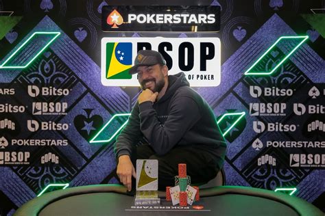 Michigan homem ganha torneio de poker