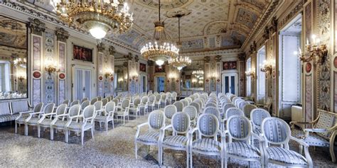 Sala bianca casino sociale como